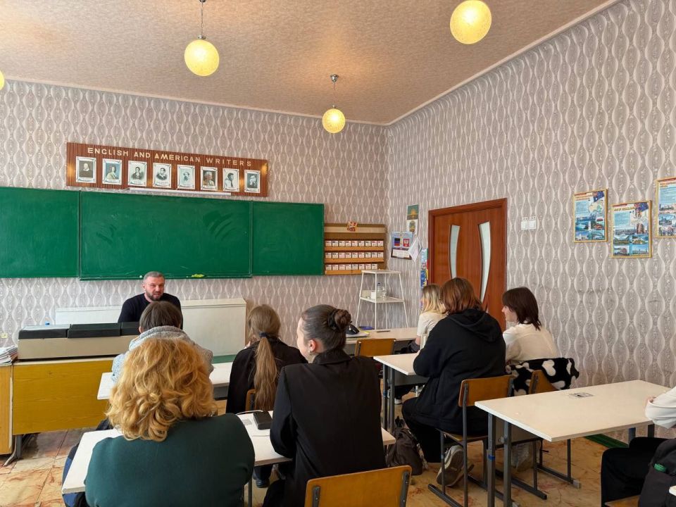 В рамках занятий для профильных классов по направлению «Гастрономия» для учеников 10 класса Государственного бюджетного общеобразовательного учреждения «Средняя школа №21 городского округа Макеевка» Донецкой Народной...