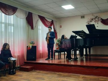 6 �����, �������� ������ ������� ���������, � ������ ����� ����� ������ ������, ��������� ��������� �������� ����