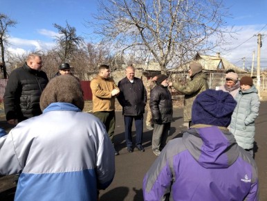 Вопросы освещения, дорог и благоустройства обсудили на сходах жителей в Республике