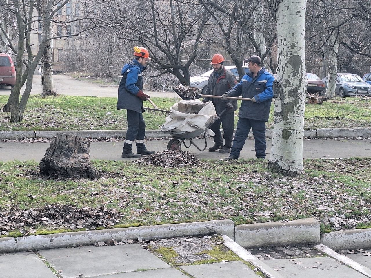 26 марта, в рамках мероприятий по благоустройству в весенне-летний период и акции «Чистый четверг» сотрудниками Филиала № 3 «Макеевский металлургический завод» ООО «ЮЖНЫЙ ГОРНО-МЕТАЛЛУРГИЧЕСКИЙ КОМПЛЕКС ДОНЕЦК» продолжены...