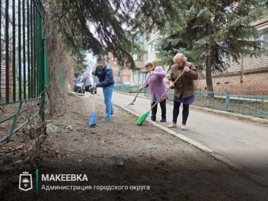 В Макеевке продолжается акция «Чистый четверг»