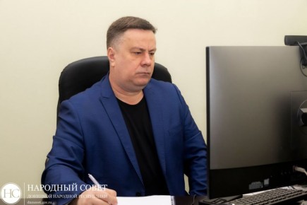 Константин Кузьмин: Принял участие в еженедельном оперативном совещании Главы ДНР Дениса Пушилина с Правительством