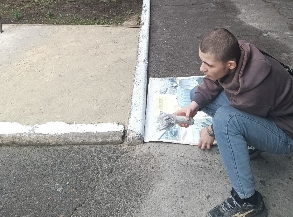 Сегодня, 30 марта, в рамках мероприятий по благоустройству в весенне-летний период сотрудниками и учащимися ГБПОУ «Макеевский техникум промышленных технологий им. Ф.И. Бачурина» проведены работы по уборке закрепленной и...