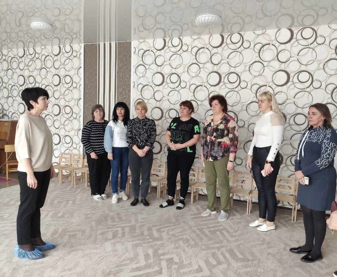 27 марта, заместитель руководителя Управы Горняцкого внутригородского района Администрации городского округа Макеевка Октябрина Иваненко провела встречу с населением на подведомственной территории по адресу: г. Макеевка, м-н...