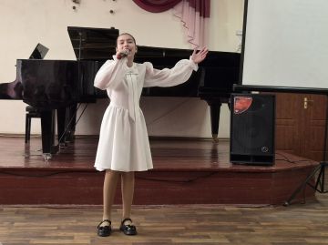 3 апреля в стенах Детской Музыкальной школы состоялся отчётный концерт вокально-хорового отдела «Пусть летит по свету песня»