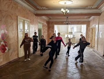 7 апреля — Всемирный день здоровья! «Лучший фитнес — это танцы!» — под таким девизом прошёл наш понедельник!