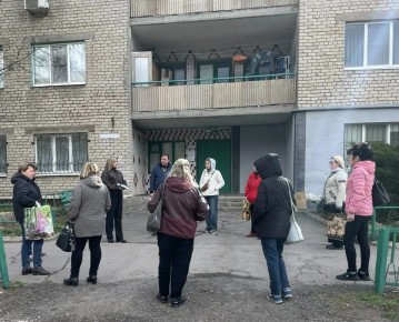 8 апреля лидер общественного мнения Анна Первий провела встречу с жителями жилого массива Карла Маркса возле д. 78 по улице Западной