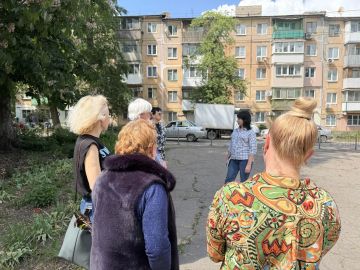 По поручению Главы Республики Дениса Пушилина, 20 мая, заместитель руководителя Управы Кировского внутригородского района Администрации городского округа Макеевка Донецкой Народной Республики Ирина Воронина провела встречу с...