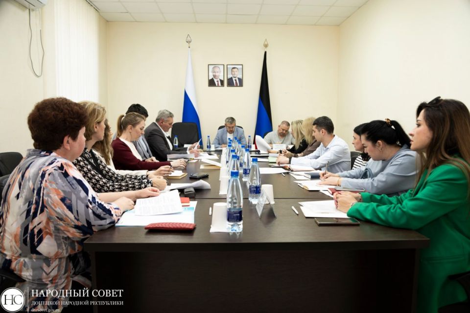 В профильном комитете обсудили проект закона в сфере установления специальных семеноводческих зон в Республике