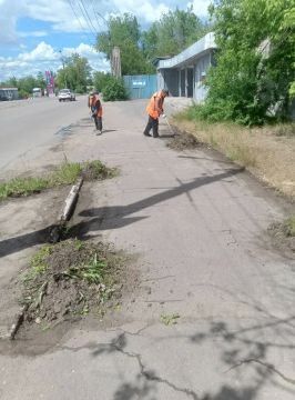 С целью приведения территории в надлежащее санитарное состояние в Кировском внутригородском районе города Макеевки силами МУП АГМ «Перспектива» продолжены работы по уборке ул. Металлургической. Проведены работы по очистке...