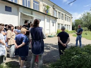 Первый заместитель руководителя Управы Горняцкого внутригородского района Администрации городского округа Макеевка Максим Козловский провел встречу с населением на подведомственной территории по адресу: г. Макеевка, ул....