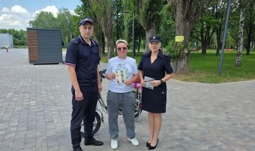 Госавтоинспекторы ведут профилактическую работу в Макеевке