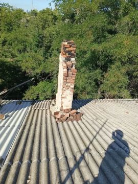 Благодаря активной позиции жильцов и оперативному реагированию ТСН(м) «Холодная балка-2» завершились кровельные работы по адресу ул. Чапаева, д.5, а также по ул. Энгельса, д.4 ремонт цоколя