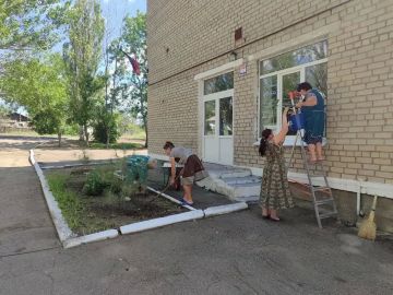 В Горняцком внутригородском районе состоялась экологическая акция «Чистый четверг»