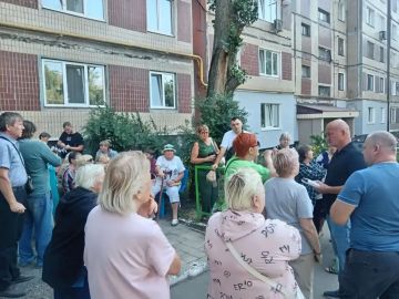 13 августа, первый заместитель руководителя Управы Горняцкого внутригородского района Администрации городского округа Макеевка Максим Козловский провел встречу с населением на подведомственной территории по адресу: г....