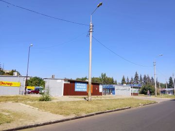 Предприятия Кировского внутригородского района города Макеевки продолжают работы по поддержанию своих прилегающих территорий в надлежащем санитарном состоянии
