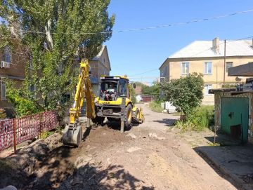 Выполнены работы по прочистке канализационных колодцев по адресу: пгт