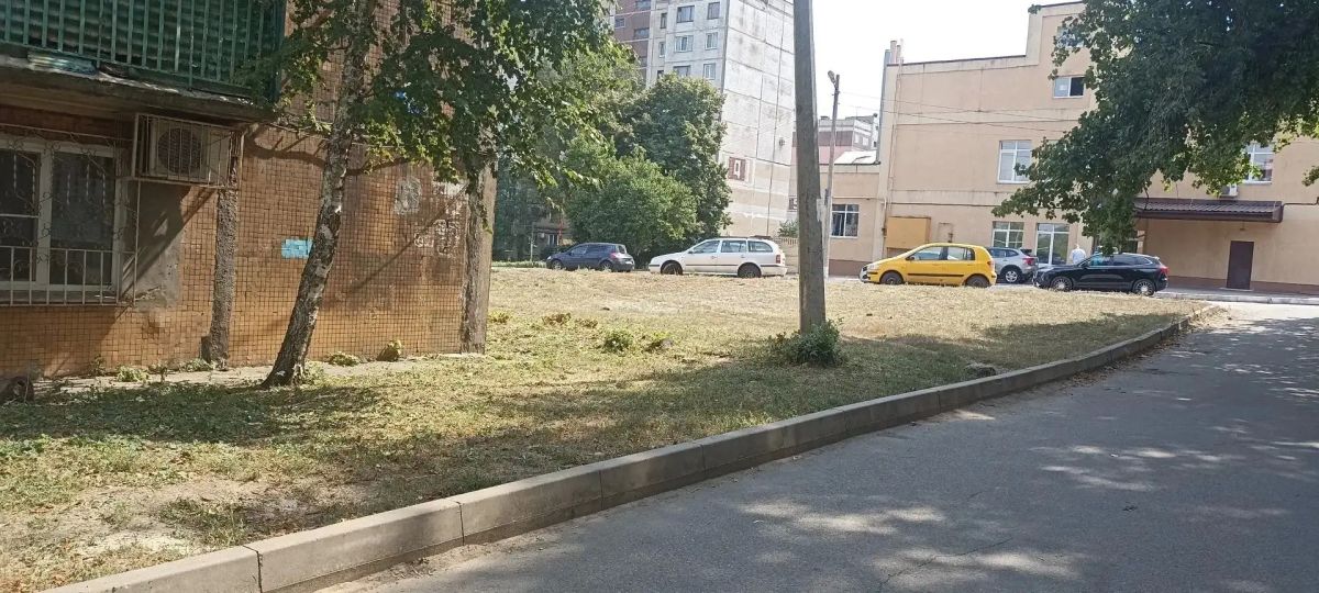 В Центрально-Городском внутригородском районе, продолжается акция "Маленькие добрые дела"