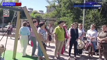 В Червоногвардейском районе Макеевки открылась новая детская площадка — современная, безопасная и с автономным освещением!