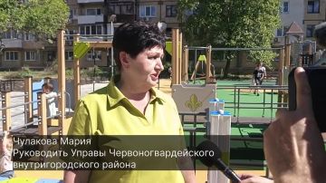 На прошлой неделе в Червоногвардейском районе открыли новую детскую площадку по итогам голосования жителей на платформе «Госуслуги», в котором приняли участие более пяти тысяч жителей нашего города