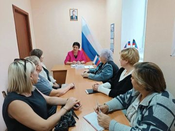 Сегодня, 15 сентября руководитель Управы Червоногвардейского внутригородского района Администрации городского округа Макеевка Мария Чулакова провела приём граждан в Общественной приемной Единой России Червоногвардейского...