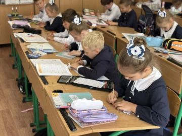 В рамках празднования Международного дня мира в общеобразовательных организациях были проведены тематические мероприятие