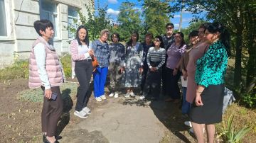 Заместитель руководителя Управы Горняцкого внутригородского района Администрации городского округа Макеевка ДНР Октябрина Иваненко провела встречу с трудовым коллективом по адресу: г. Макеевка, ул. Макарова, 1А
