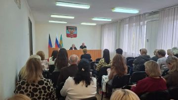 В Горняцком внутригородском районе состоялось совещание с руководителями предприятий, учреждений и организаций района