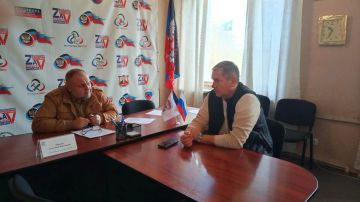 29 сентября, в общественной приемной Макеевского местного отделения Горняцкого района Всероссийской политической партии «Единая Россия» состоялся прием депутата Макеевского ТС Морозова А. Н