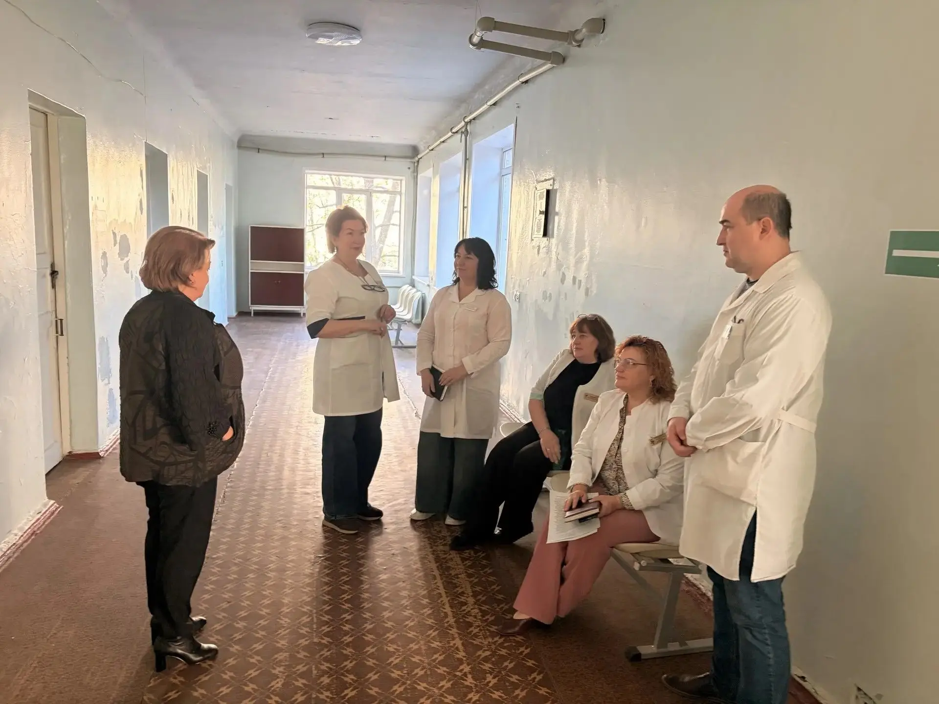29 октября в Червоногвардейском районе депутат Макеевского городского совета ДНР первого созыва Нателла Джоджишвили провела встречу с трудовым коллективом в приемном отделении ГБУ ДНР «Городская клиническая больница №5...