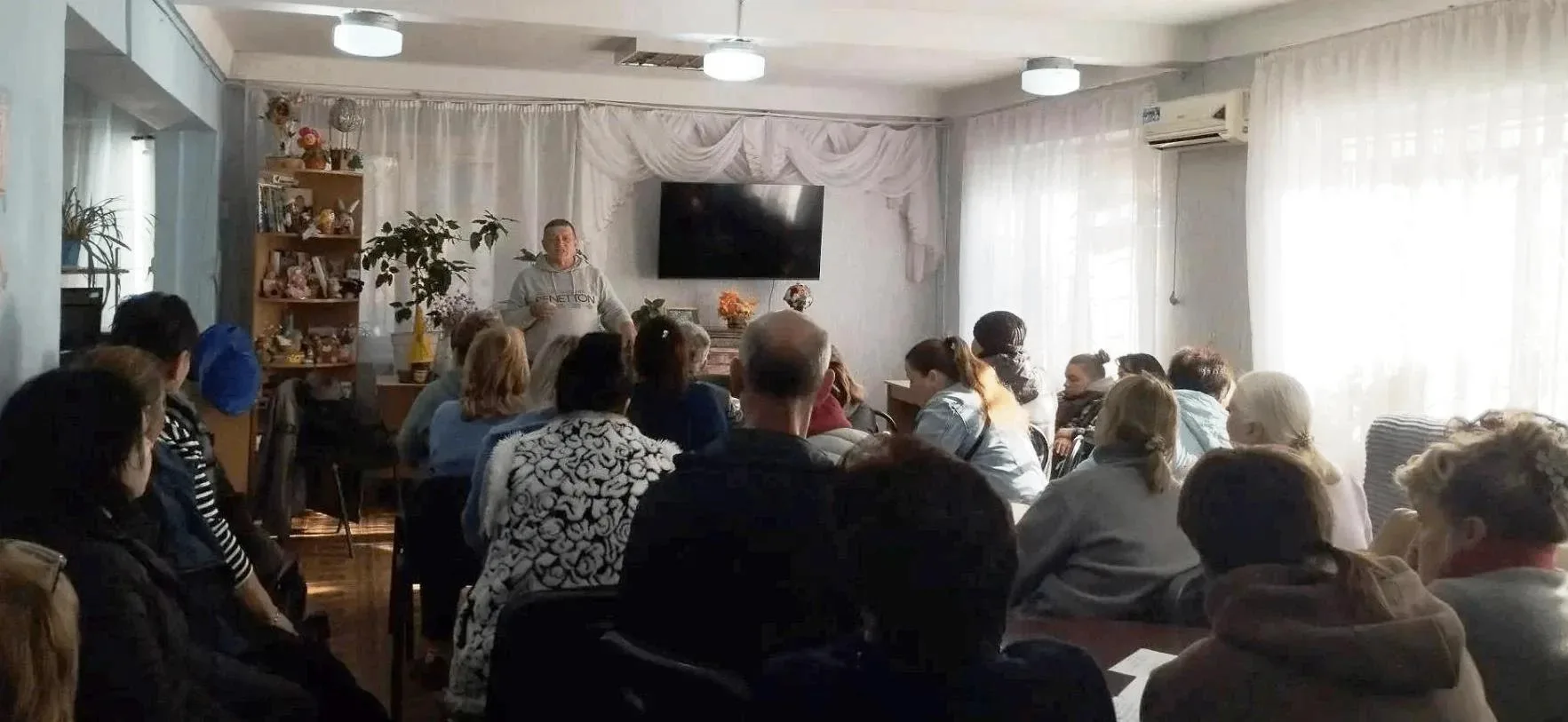 В Центре социального обслуживания Советского района Макеевки прошло занятие по первой помощи
